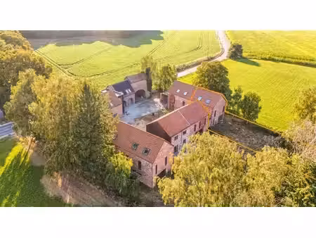 maison 5ch, 2 sdb en gros-oeuvre fermé avec jardin !