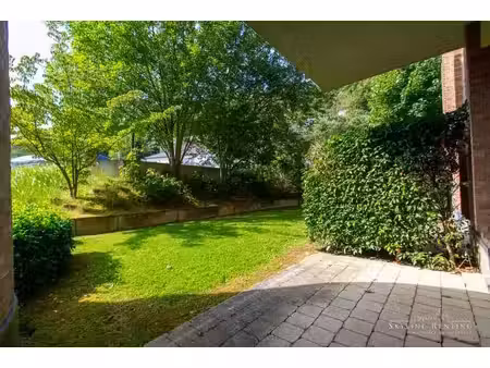 studio meublé avec terrasse et jardin à val duchesse