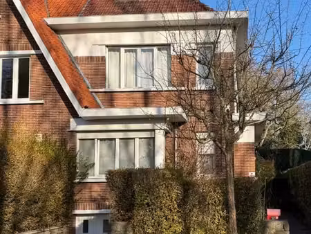 maison familiale 3–4 chambres avec jardin et terrasse