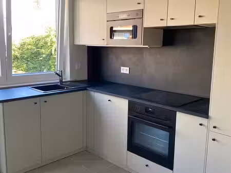 appartement 2 ch. lumineux à anderlecht proche westland