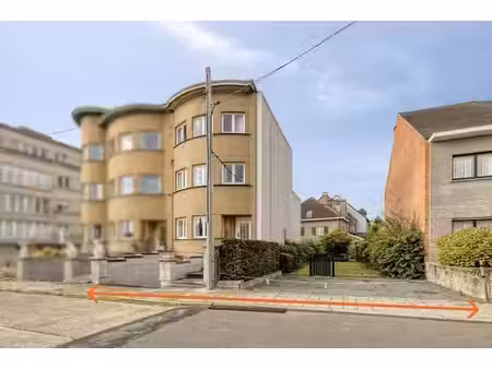 maison de maître de 1938, avec 4 chambres, garage et jardin