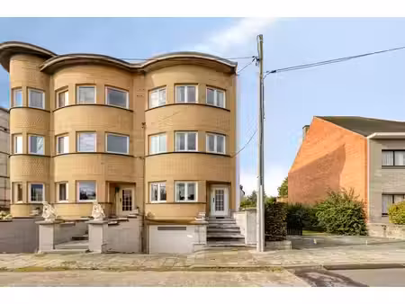 maison de maître de 1938, dotée d'éléments d'origine