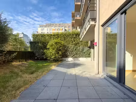 appartement à louer à woluwe-saint-lambert € 1.800 (lri0d) - latour & petit bxl location |