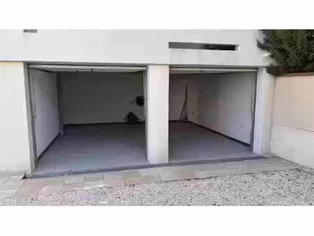 parking à louer