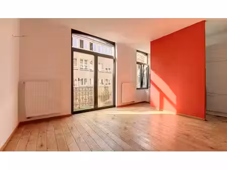 place flagey - bel appartement 1 chambre