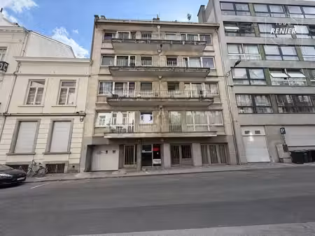 studio à louer avec garage à ixelles – quartier stéphanie