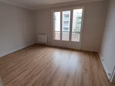 appartement 3 pièces 56 m²