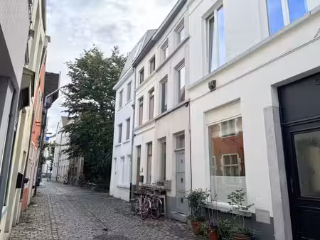 gezellige rijwoning in gent centrum