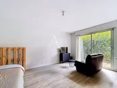 location appartement t1 meublé à cholet (49300) : à louer t1 meublé / 36m² cholet