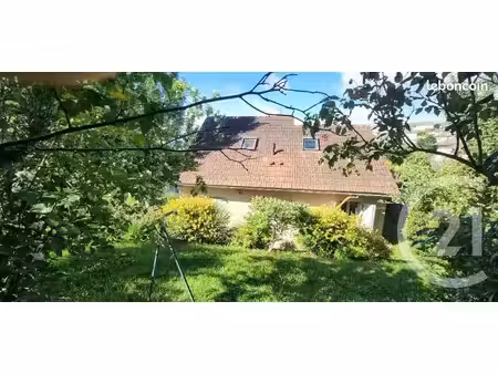 pavillon 5 pièces 102 m²