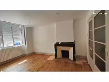 location appartement - t2 - 50m² - rdc