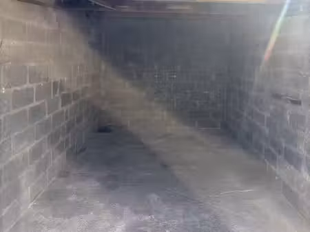 garage/box/garde meuble