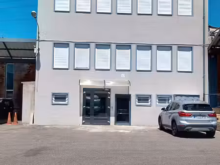 local commercial saint priest 538 m2