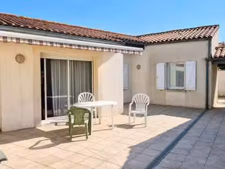 vente maison viager à la rochelle (17000) : à vendre viager / 95m² la rochelle
