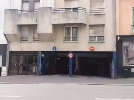 location garage box et parking à brest jaurès (29200) : à louer / brest jaurès