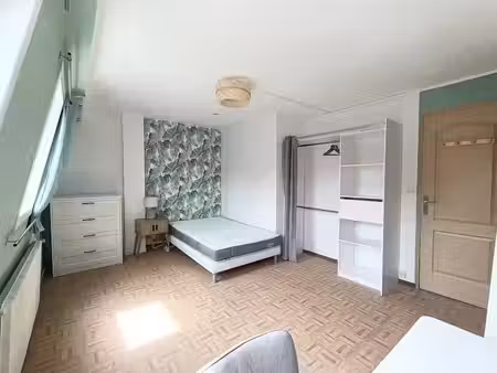 location meublée appartement 1 pièce 16 m² à roubaix (59100), 420 €