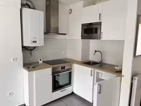 location appartement 2 pièces à brest recouvrance (29200) : à louer 2 pièces / 46m² brest 
