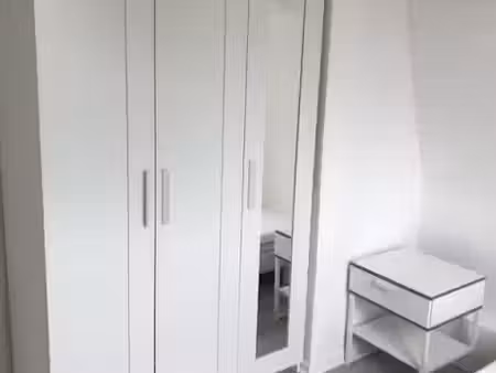 location meublée appartement 1 pièce 27 m² à lille (59000), 670 €