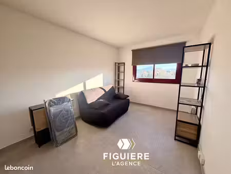 studio 1 pièce 17 m²