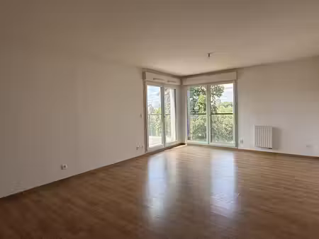 saint-sébastien-sur-loire - appartement t5 - balcon + parkin