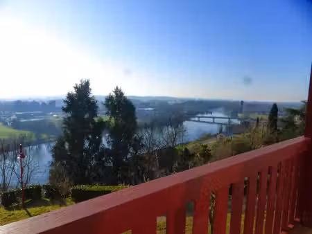 appartement t4 avec balcon et vue panoramique