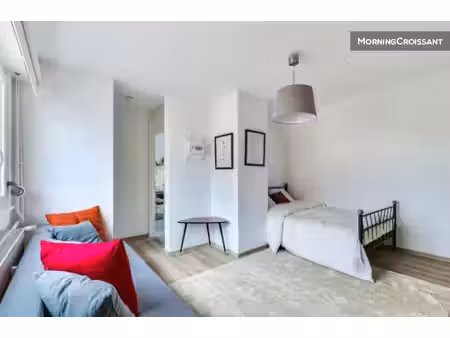 grand studio confortable - vue cath