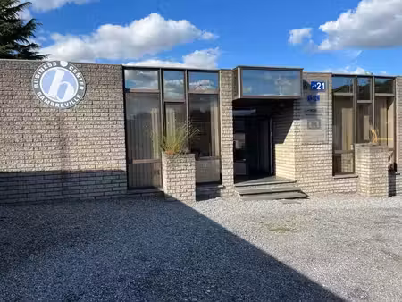 bureaux à louer à falisolle dans un business center