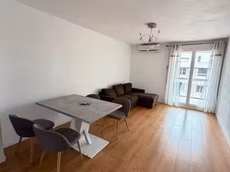 location appartement - 67m² - aix-en-provence