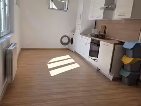? grand t4 meublé 130 m² – 3 chambres – 1 050 cc – centre alençon