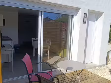studio neuf climatisé royan