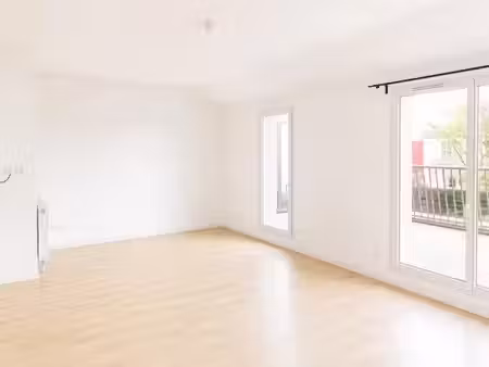 location appartement 3 pièces 59.41 m² à nantes (44000), 719 €