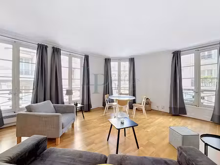 à vendre – charmant 2 pièces – paris 8ème, à deux pas de la madeleine