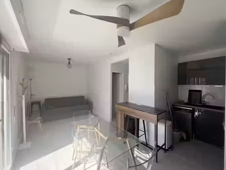 a louer - joli studio meuble refait a neuf - hyper centre avec pk