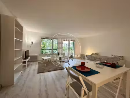 à 800m seulement de la gare de cergy saint christophe : studio de 40 m² avec balcon