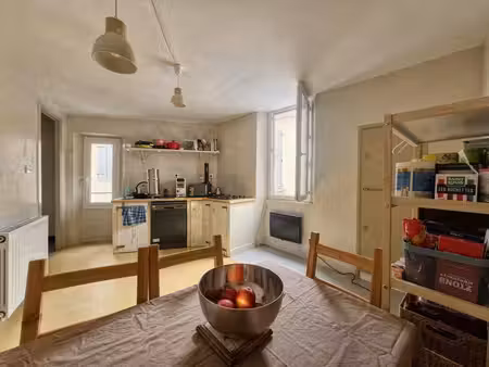 maison de village avec atelier