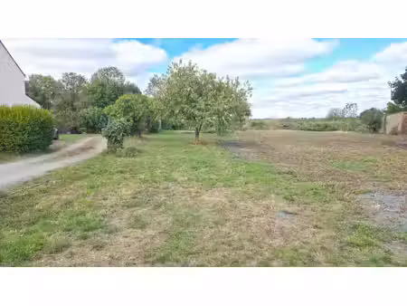 terrain d'environ 370m² à saint malo de guersac dans une rue calme à proximité du belvédèr