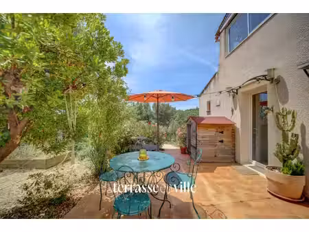 ceyreste - rez-de-jardin - t3 - 76 m2 - jardin 540 m2 - vue