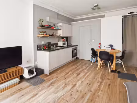 caen quartier place st-sauveur : studio de 20.45 m2