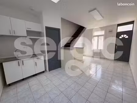 maison 2 pièces 32 m²