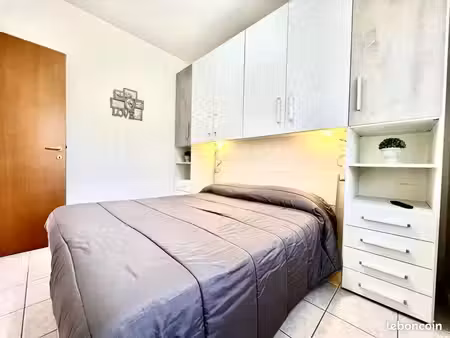 t2 meublé refait à neuf – 36 m² – montreuil