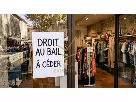 local commercial avec bail commercial