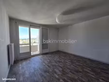 appartement 3 pièces 55 m²