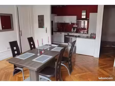 appartement 106m2 rue ch de gaulle + garage