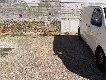 place parking résidence sécurisée
