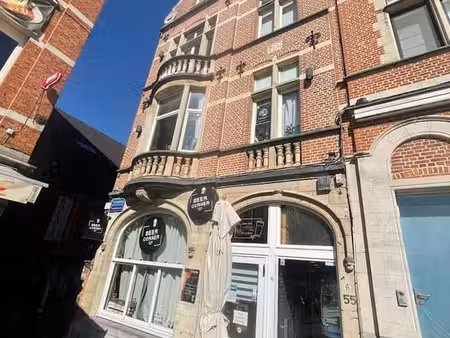 appartement spacieux pour étudiants sur l'oude markt