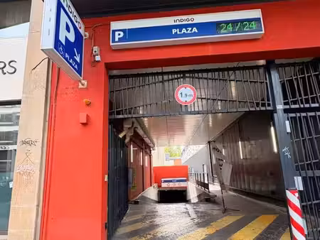 place de parking à vendre – lille plaza