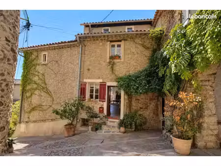 location maison de village 3/4 pièces - 85m2