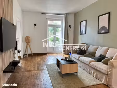 maison de ville 8 pièces 170 m²