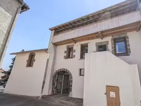 vente maison familiale au calme à cournon d'auvergne, avec studio indépendant