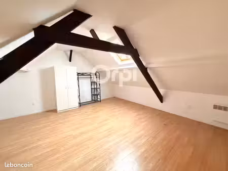 immeuble 4 pièces 150 m²